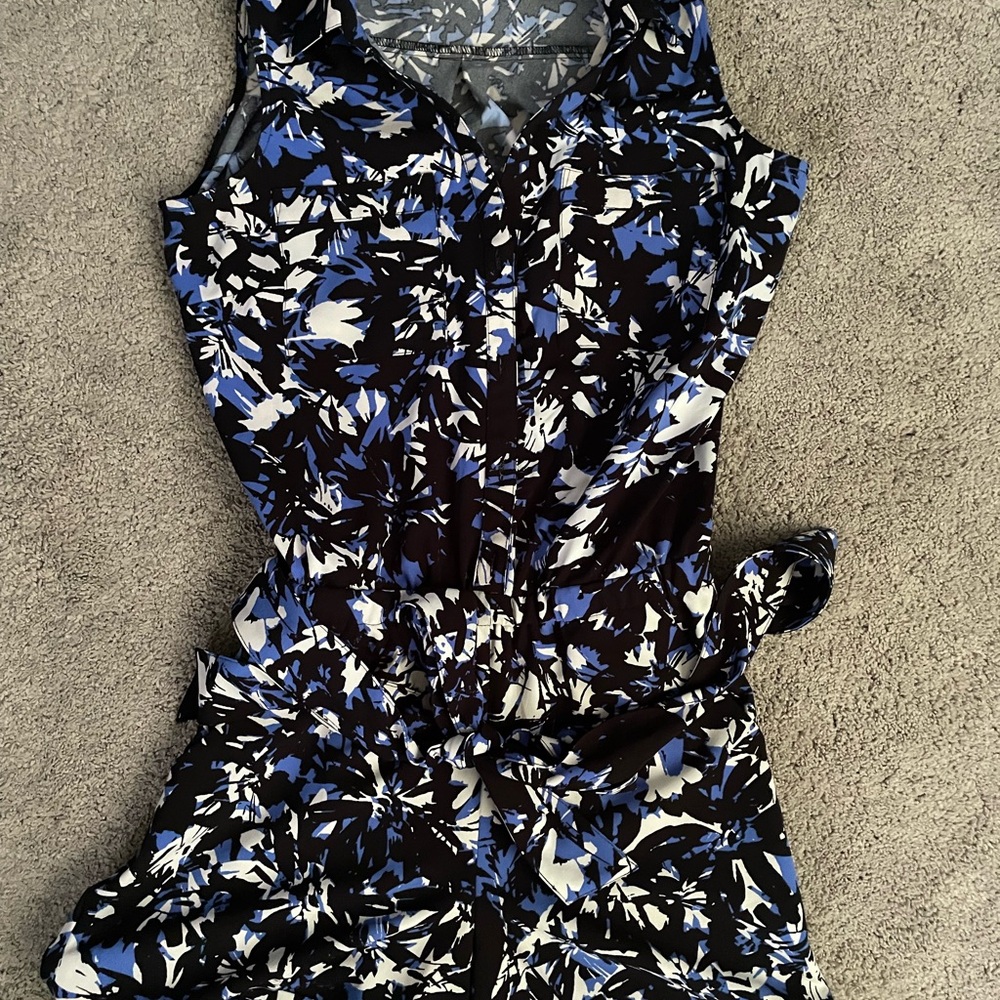 New York & Company Black and Blue Patterned Dress